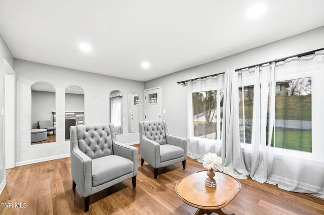 121 Chateaugay Road, Kingsport, TN 37660