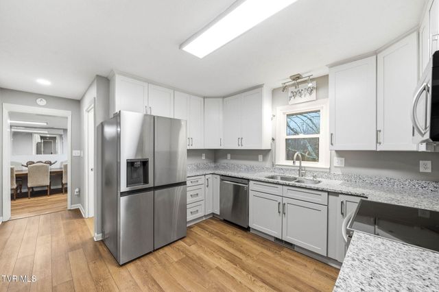 121 Chateaugay Road, Kingsport, TN 37660