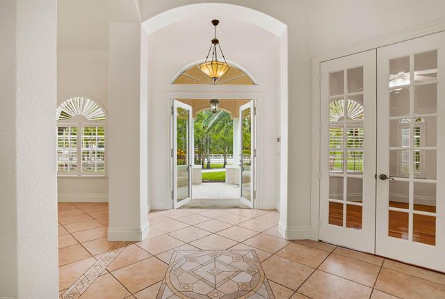 2560 Buck Ridge Trail, Loxahatchee, FL 33470