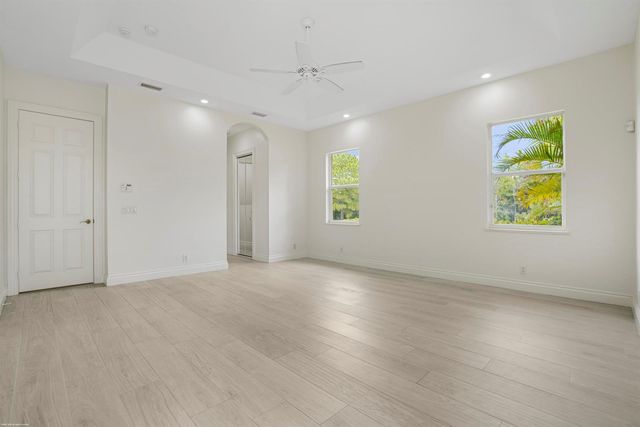 2560 Buck Ridge Trail, Loxahatchee, FL 33470