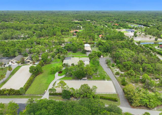 2560 Buck Ridge Trail, Loxahatchee, FL 33470