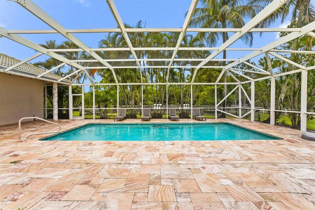 2560 Buck Ridge Trail, Loxahatchee, FL 33470