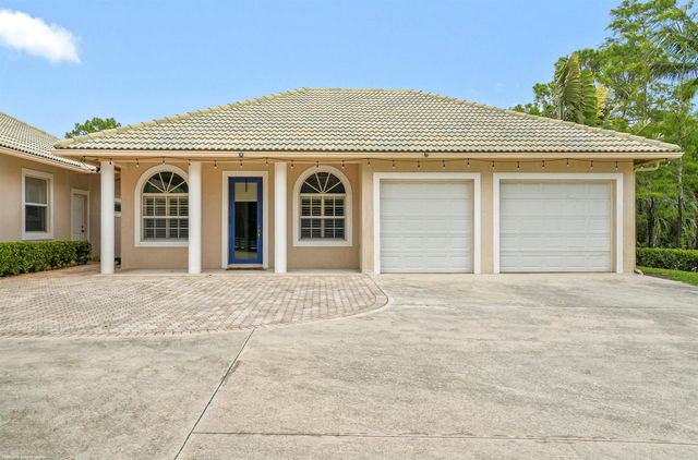 2560 Buck Ridge Trail, Loxahatchee, FL 33470