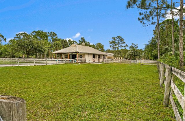 2560 Buck Ridge Trail, Loxahatchee, FL 33470