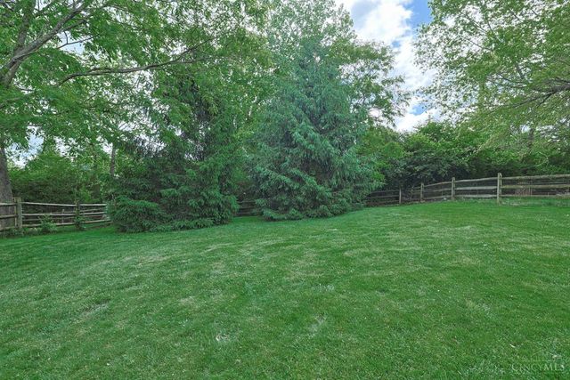5619 Beechtree Lane, Hamilton Twp, OH 45039