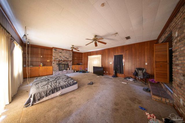 2031 Broyhill Ln, Pensacola, FL 32526