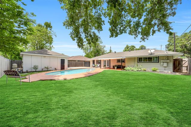 9003 Pitner Road, Houston, TX 77080