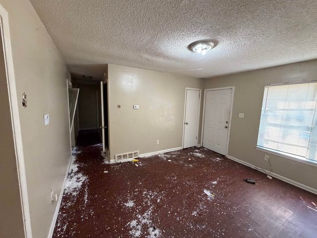 4474 SPRING GLEN DR, Memphis, TN 38128