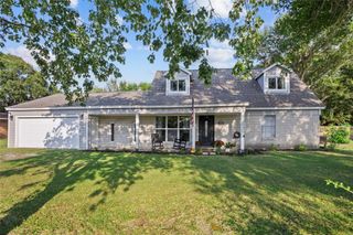 1513 Sunny Acres, Winnie, TX 77665