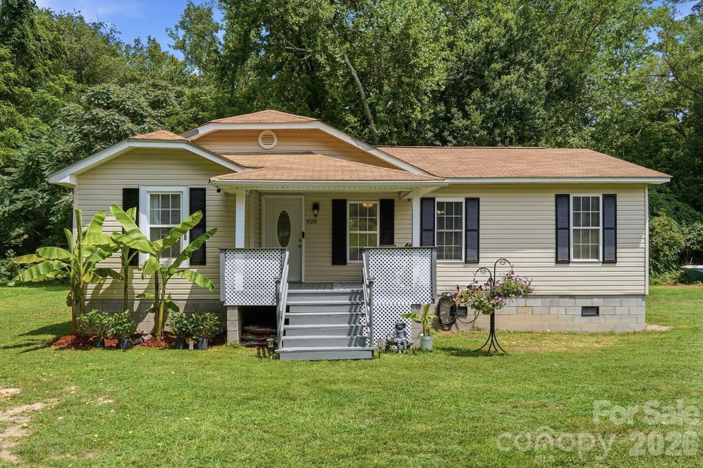 928 Oval Street, Kannapolis, NC 28081