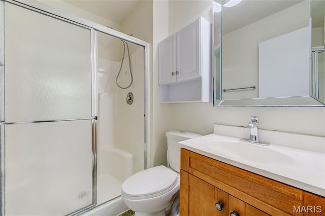 14303 Jamestown Bay Drive, Florissant, MO 63034