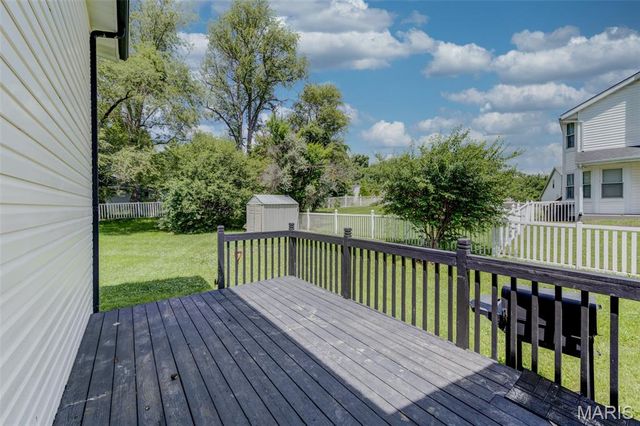 14303 Jamestown Bay Drive, Florissant, MO 63034