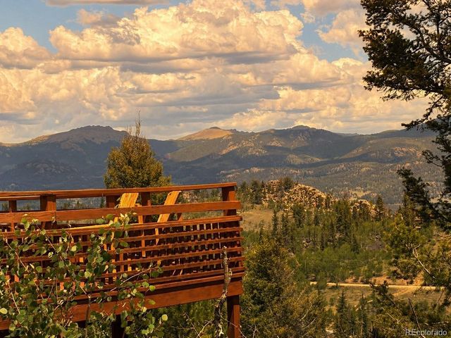2138 Overland Cir, Jefferson, CO 80456