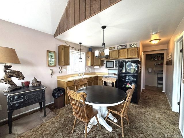 2138 Overland Cir, Jefferson, CO 80456