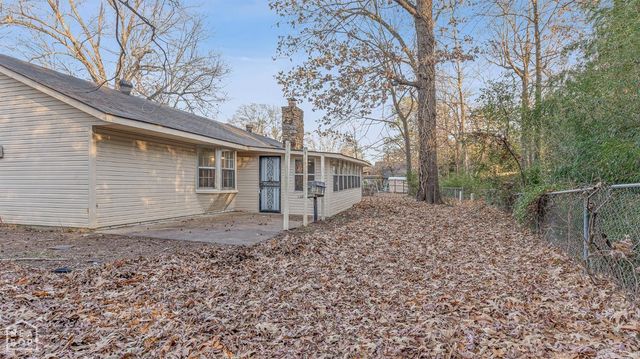 2009 Munos Lane, Jonesboro, AR 72401