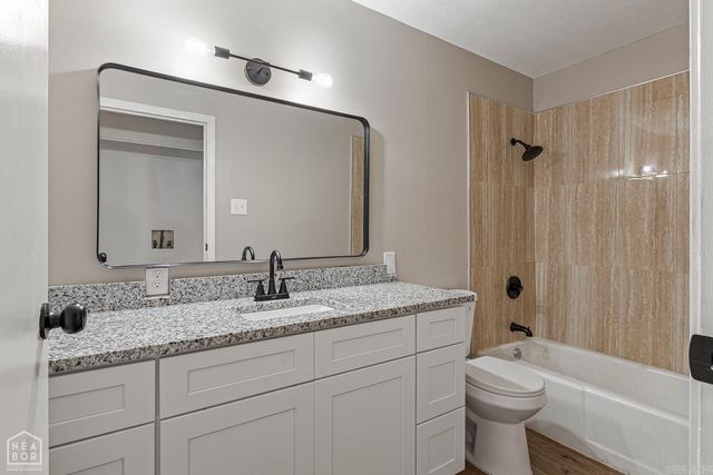 2009 Munos Lane, Jonesboro, AR 72401