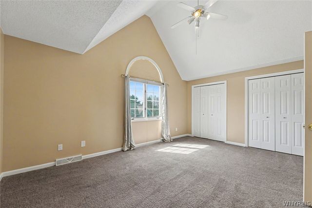 32 Hill Drive North, West Seneca, NY 14224