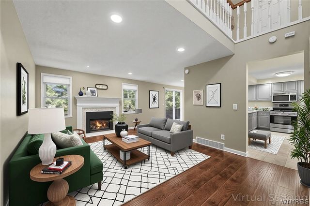 32 Hill Drive North, West Seneca, NY 14224