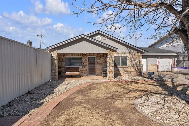 2910 W 8th St, Big Spring, TX 79720