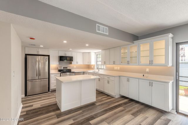 625 N Halifax Ave Apt 23, Daytona Beach, FL 32118