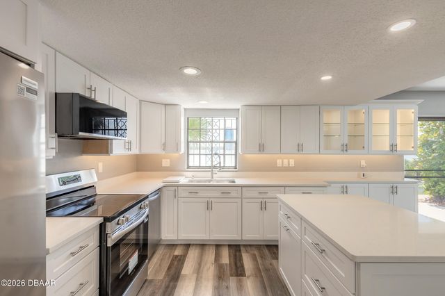 625 N Halifax Ave Apt 23, Daytona Beach, FL 32118