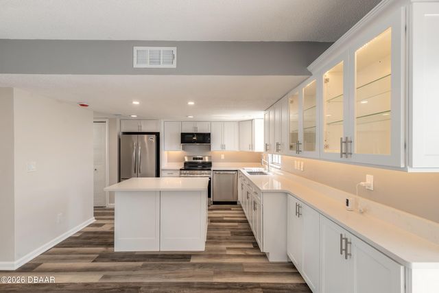625 N Halifax Ave Apt 23, Daytona Beach, FL 32118