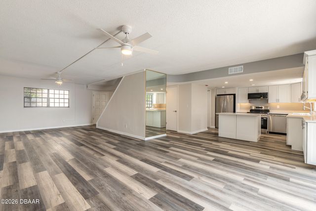 625 N Halifax Ave Apt 23, Daytona Beach, FL 32118