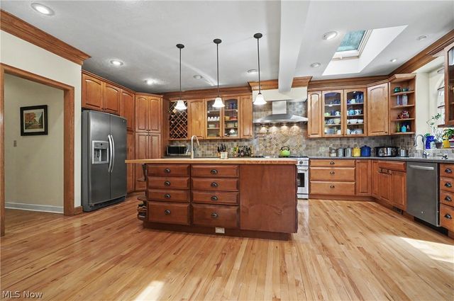 485 Overlook Drive, Kent, OH 44240