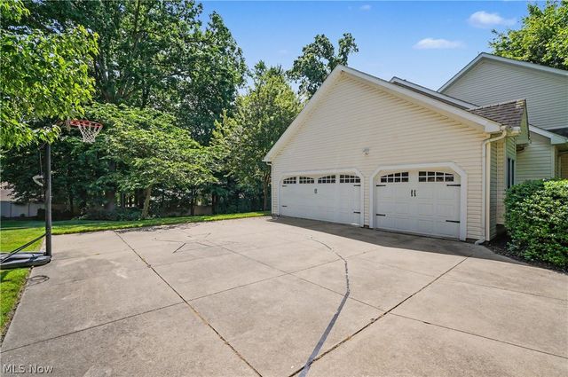 485 Overlook Drive, Kent, OH 44240