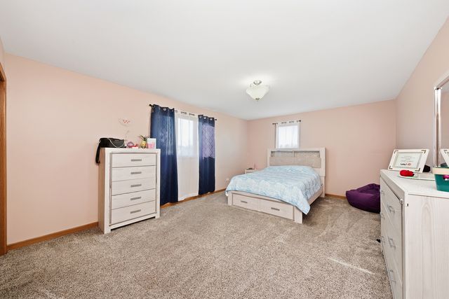 7435 W 157th Street, Orland Park, IL 60462