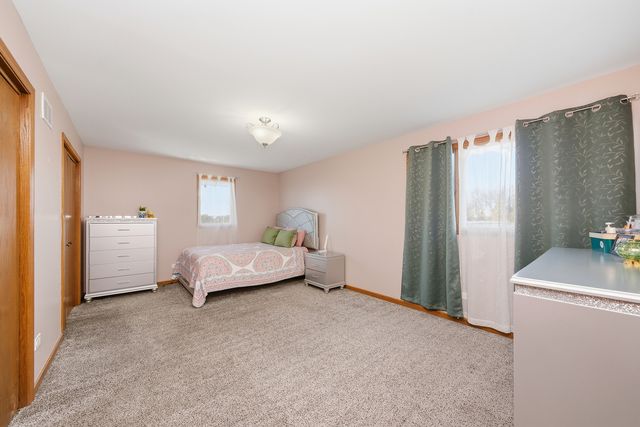 7435 W 157th Street, Orland Park, IL 60462