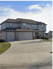 1609 NW 95th Street, Kansas City, MO 64155