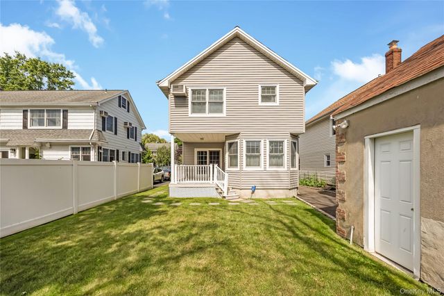 69 Vernon Avenue, Rockville Centre, NY 11570