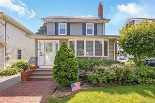 69 Vernon Avenue, Rockville Centre, NY 11570