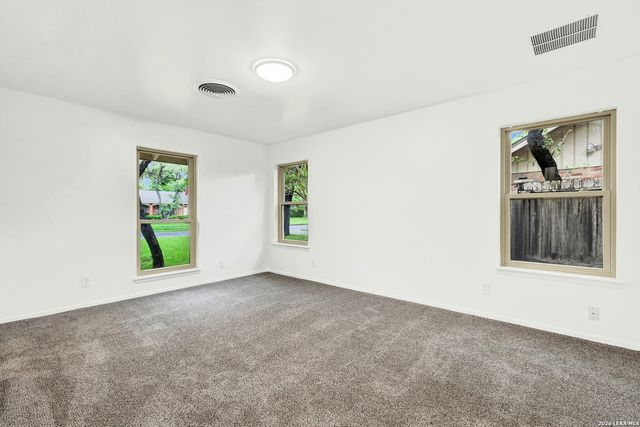 903 FABULOUS DR, San Antonio, TX 78213