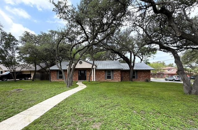 903 FABULOUS DR, San Antonio, TX 78213
