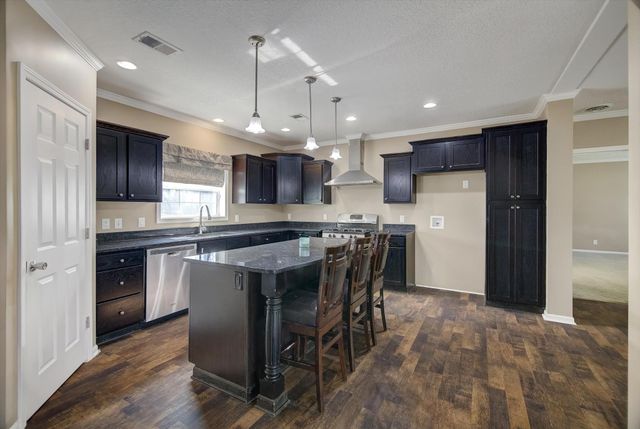 3 County Road 6475, Dayton, TX 77535