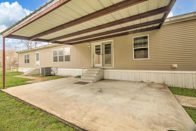 3 County Road 6475, Dayton, TX 77535