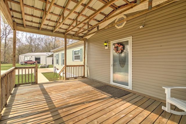 3 County Road 6475, Dayton, TX 77535