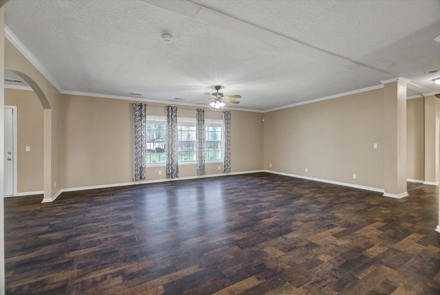 3 County Road 6475, Dayton, TX 77535