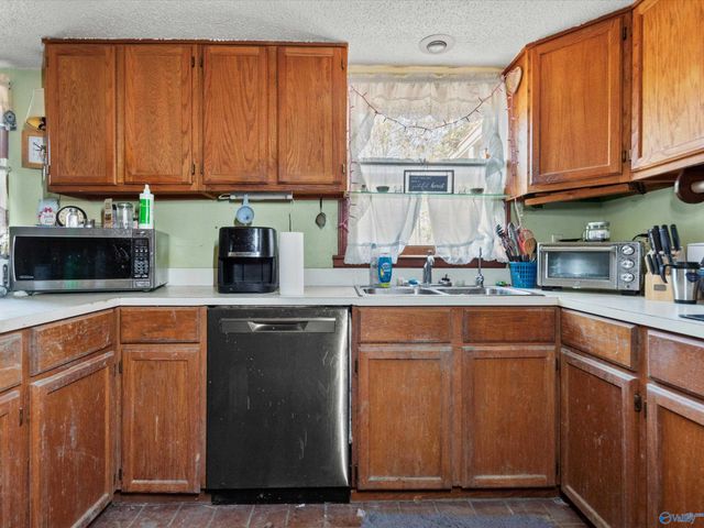 990 Cotaco Florette Road, Somerville, AL 35670