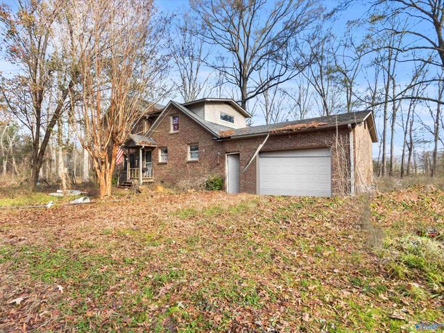 990 Cotaco Florette Road, Somerville, AL 35670