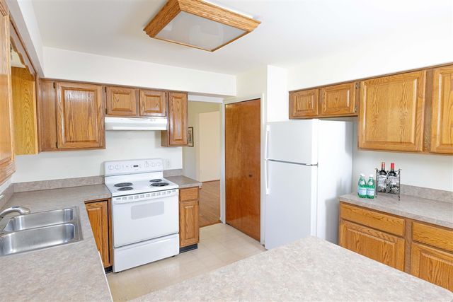 3126 Fairhaven Court, Ann Arbor, MI 48105