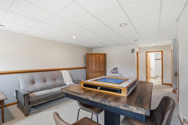 1707 Sapphire Way, Sun Prairie, WI 53590