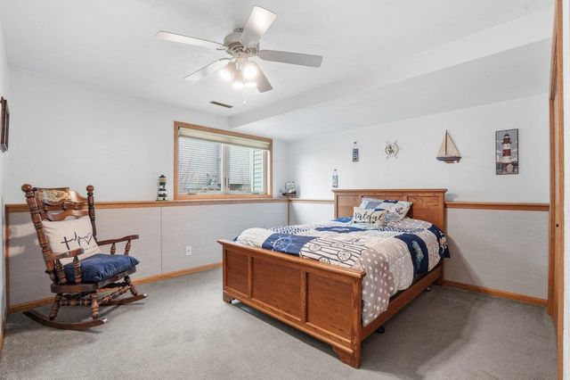 1707 Sapphire Way, Sun Prairie, WI 53590