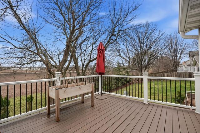 1707 Sapphire Way, Sun Prairie, WI 53590