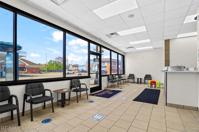 7647-7649 W Vernor Highway, Detroit, MI 48209
