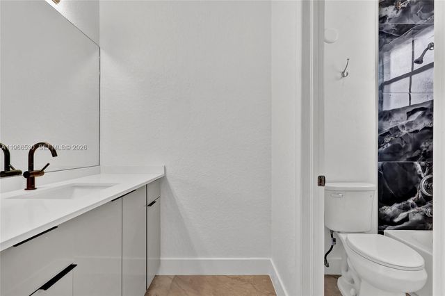 4956 SW 140th Ter 10, Miramar, FL 33027