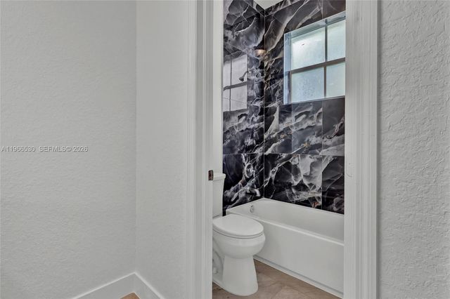 4956 SW 140th Ter 10, Miramar, FL 33027