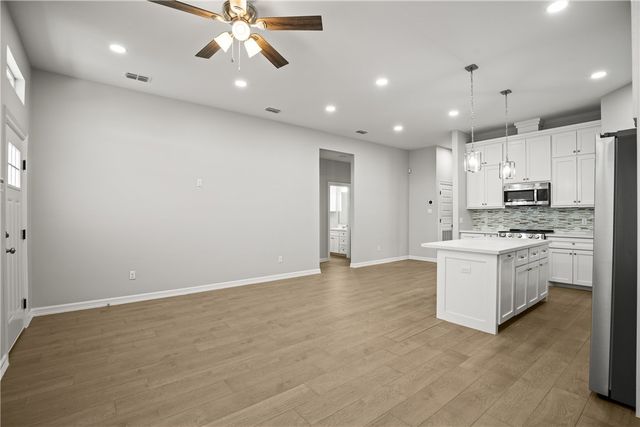 509 W Ragland Ave, Kingsville, TX 78363